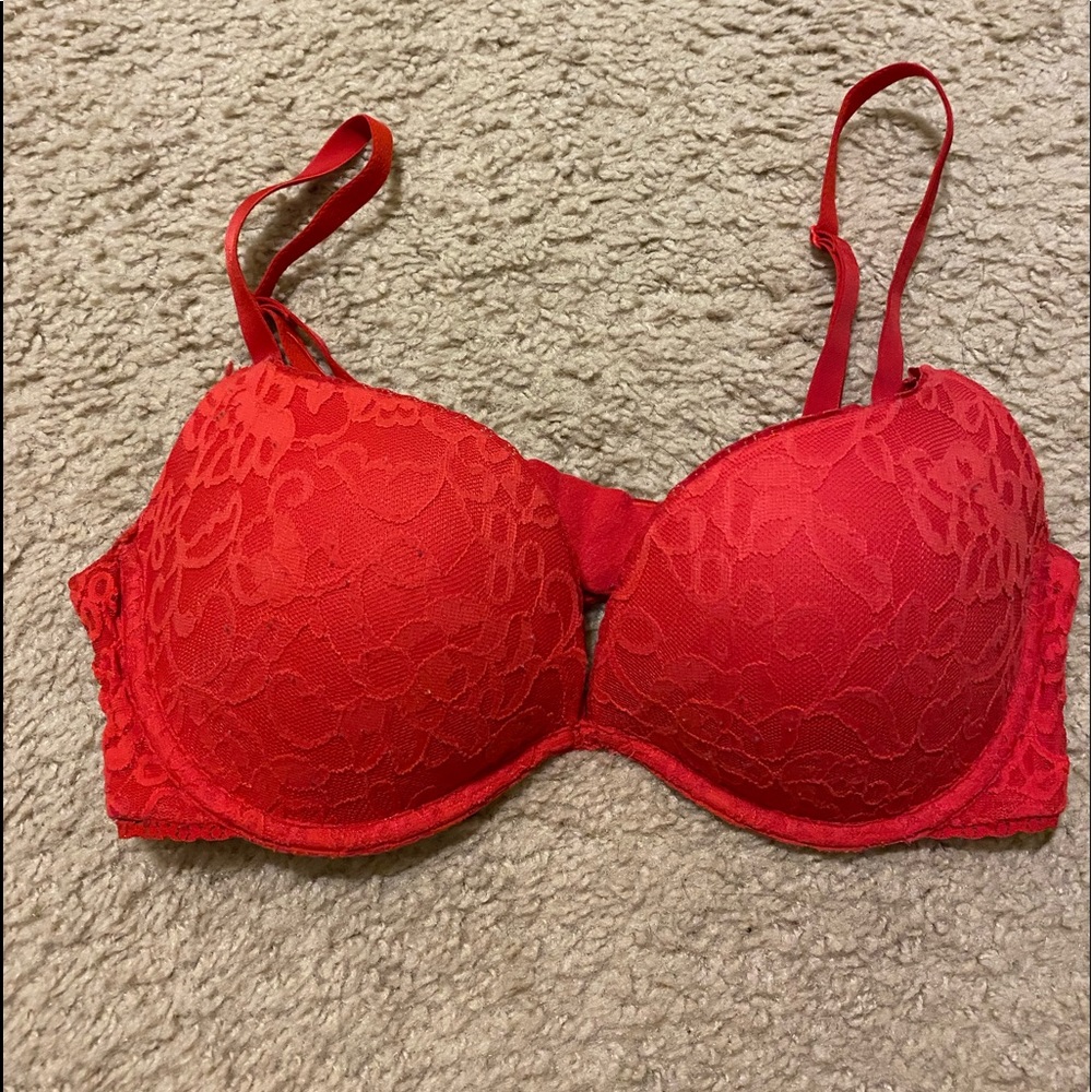 Victoria Secrets Red Lace Push Up Bra